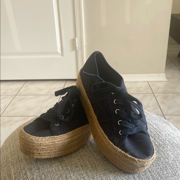 Steve Madden Black Canvas Espadrille Sneakers - Picture 1 of 1